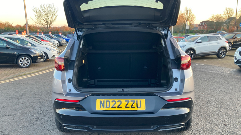 Vauxhall Grandland 1.2 Turbo SRi 5dr Petrol Hatchback